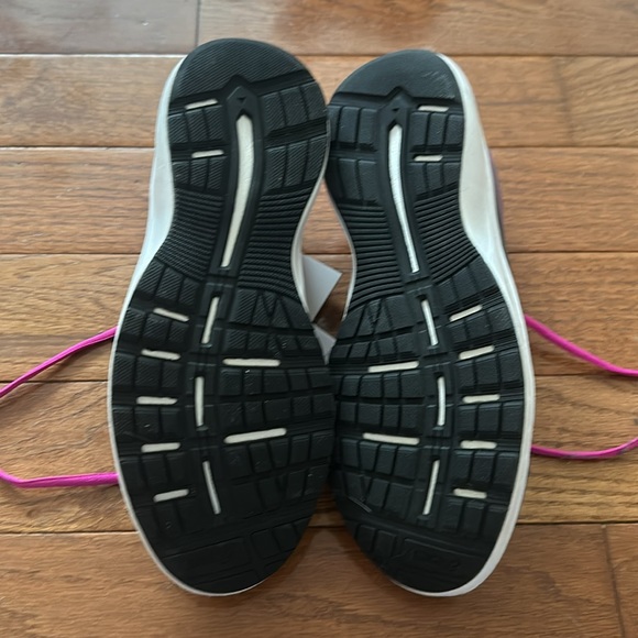 NWT ASICS Stormer T791S Womens Size 8 Running Shoes
Carbon/Black/Pink Glow - Picture 2 of 3